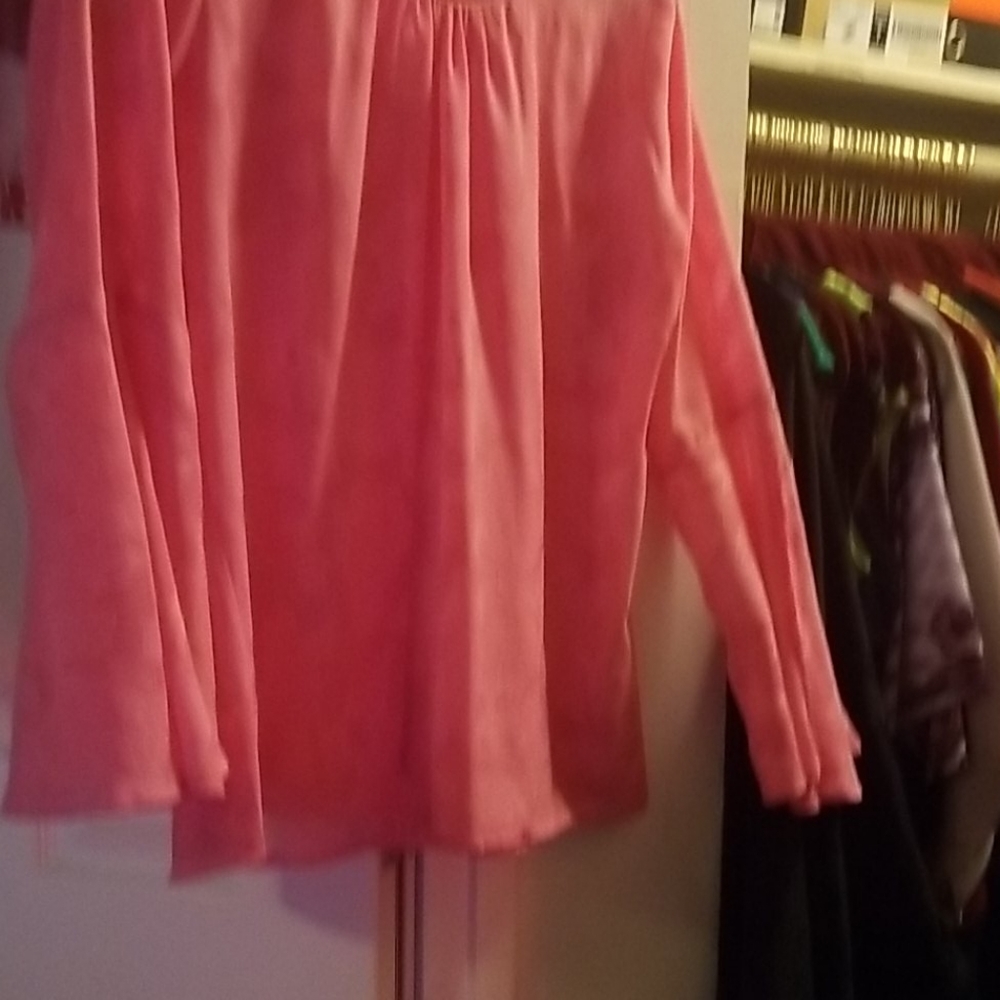 Women's blouse